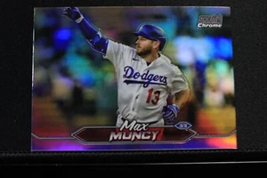 2024 Topps Stadium Club Chrome REFRACTOR Max Muncy - Picture 1 of 2