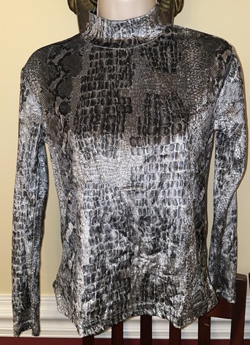 * GIANNI VERSACE * Camicia vintage anni '90 stampa serpente vellutata. FAMMI UN'OFFERTA!!!!