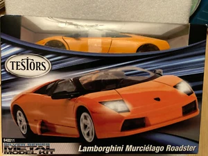 Testors Model Kit 2010 Lamborghini Murcielago Roadster 1:24 640011 Silver Series - Picture 1 of 4