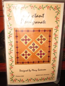 Trapunta da parete modello applique melograno riluttante #25 di Mary Sorensen 41 x 41 - Foto 1 di 2