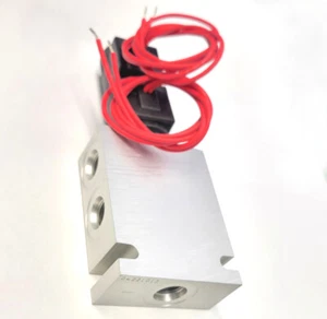 SV08-47D-6T-N-12DL - 4 W 3 Pos Valve - Motor Spool 12VDC Wire L - Picture 1 of 6