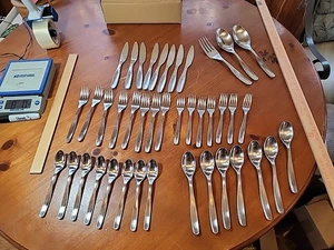 42 Pcs Gourmet Settings VAULT 18/10 Stainless Flatware Set Concave Fork Knife - Picture 1 of 22