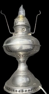 Vintage /Antique Rayo Brass Electrified Oil Lamp - Picture 1 of 4