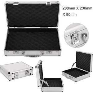 Estuche de vuelo de aluminio plateado con inserto de espuma - 280x230x90 mm, portátil y bloqueable - Imagen 1 de 6