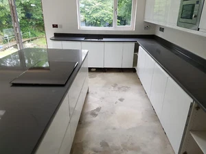J Groove Handleless Stone Kitchen Doors & Drawers From Pyramid Granite - Picture 1 of 12