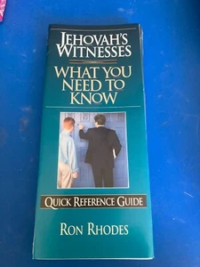 JEHOVAH'S WITNESSES; WHAT YOU NEED TO KNOW QUICK REFERENCE GUIDE BOOKLET - Foto 1 di 4