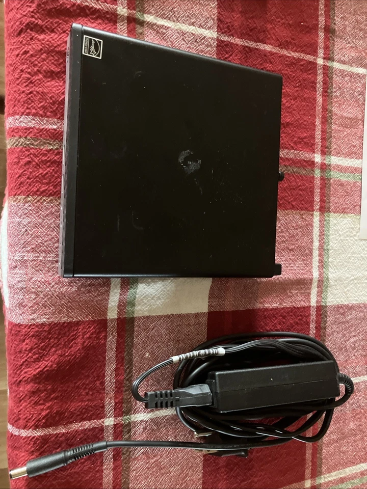 Computadora de escritorio HP Prodesk 405 G4 Mini Ryzen 5, 16 GB RAM, almacenamiento NVMe, WIFI, BT, Win10  Foto 1 de 4