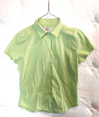 Blusa para mujer Quizz mediana verde elástica con dardos manga corta - tal cual Foto 1 de 4
