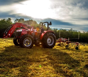 Massey Ferguson MF4707, MF4708, MF4709, MF4710 Tractor MF4700 Series Workshop CD - Picture 1 of 24