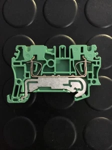 95 units Stück Weidmüller Durchgangsklemme 4qmm green gnd ZDU 4 BL - Bild 1 von 2