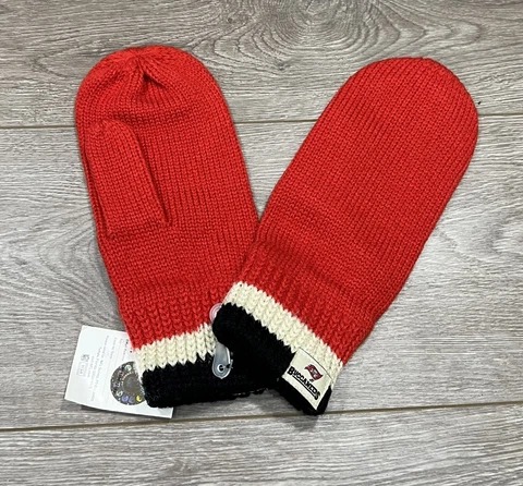 NFL Tampa Bay Buccaneers Bucs Mittens Gloves Cover