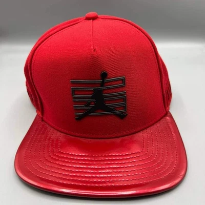 Gorra Air Jordan 11 para hombre roja Win Like 96 Jumpman gorra trasera a presión Foto 1 de 4