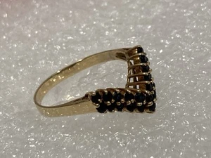 Anillo Vintage Oro Amarillo Sólido 10k Forma de V Chevron Piedra Zafiro Azul TALLA 8.75 - Imagen 1 de 16