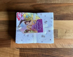 Paquete de 4 cuartos de grasa de tela 100 % algodón de Disney Princess - Imagen 1 de 4