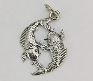 Melusine 925 Sterling Silver Pisces Twin Fish Zodiac Birthday Gift Pendant Charm - Picture 1 of 6