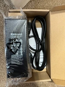 Microsemi 9001GR PoE Injector PD-9001GR/AT/AC 802.3at 30W NEW - Afbeelding 1 van 1