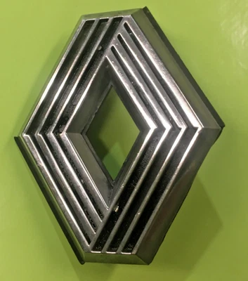 Logo / Embleme capot Avant / RENAULT CLIO 1 / phase 1 - Photo 1/3