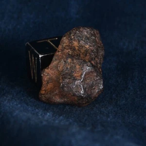 Agoudal Iron Meteorite (Imilchil) 8.41 G Type IIAB Atlas Morocco - Picture 1 of 8