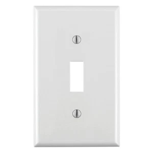 5 pcs Leviton 80701-W Toggle Switch Wallplate 1-Gang, Thermoplastic, White - Picture 1 of 6