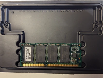 RAM Kingston 16MB 60NS 144-PIN SO-DIMM EDO - Image 1 of 2
