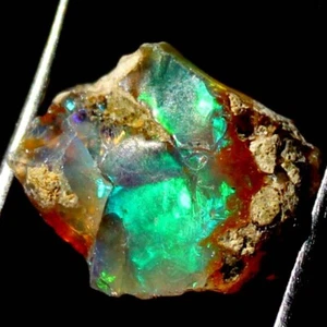 Untreated Ethiopian Opal Rough Natural Crystal Welo Opal 8.05 CT 15x17x8mm BC-04 - Picture 1 of 7