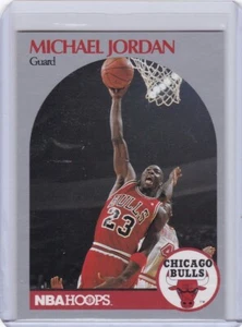 1990 Hoops Basketball Card #65 Michael Jordan Chicago Bulls - NrMt-Mt - Bild 1 von 2
