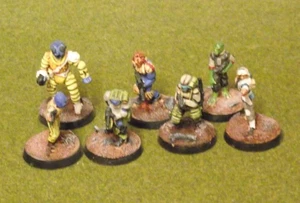 25/28MM SCI FI FIGURES - Picture 1 of 1