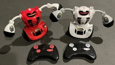 Sharper Image RC Combat Fighting Robots  *Tested Working* Motion Lights & Sound - Image 1 of 4