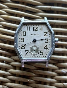 Cool Antico Art Deco 15j Waltham Carica Manuale Orologiaio Speciale Per Riparazione - Foto 1 di 7