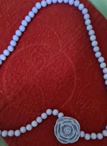 Collana Bigiotteria Con Fiore Viola - Foto 1 di 3