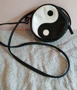 Accessorize Ying & Yang Black & White Small Bag Festival Club Vibes Xmas Party - Picture 1 of 3