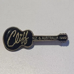 Original Vintage Cliff Richards 1990 Australia & N.Z tour Guitar Pin Badge - Picture 1 of 5