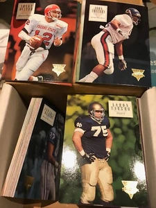 1994 Skybox Premium Football Complete 1-200 Card Set - Picture 1 of 4