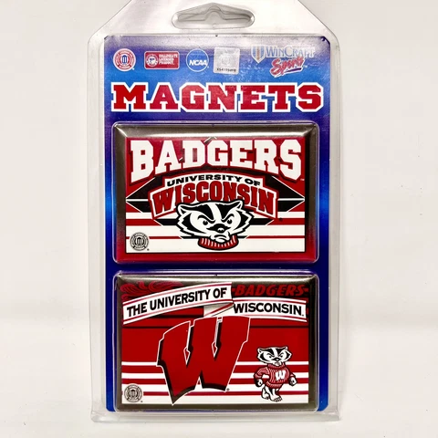 WinCraft University Wisconsin Badgers 2.5'' x 3.5'' Fridge Magnet Cover