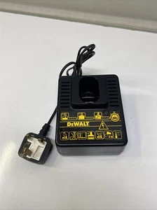 Cargador de batería de herramientas Dewalt 6-14,4 V DW9102-GB 1 hora - Imagen 1 de 8