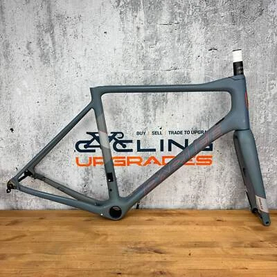 Cuadro de bicicleta de carretera Parlee Altum 2021 grande 58 cm freno de disco carbono 700c 1615 g Foto 1 de 4