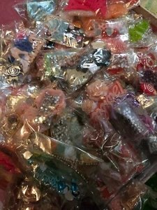 MASSIVE Cabochon Lot, 1,000+ pieces, Hello Kitty, Princess, Flowers, Diamonds - Picture 1 of 8
