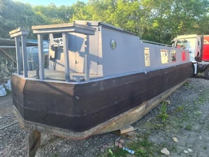 Cruiser Stern Narrowboat 40ft - Picture 1 of 19