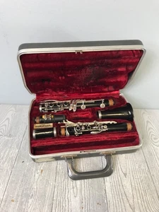 H & A Selmer Inc - Bundy Clarinet with Hard Shell Duraform Case - Untested - Picture 1 of 14
