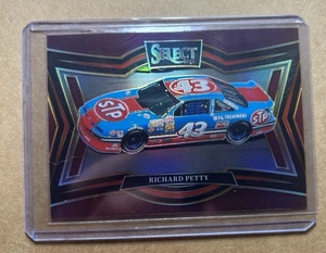 2025 Panini Select Racing Richard Petty #122 /125 - Bild 1 von 2