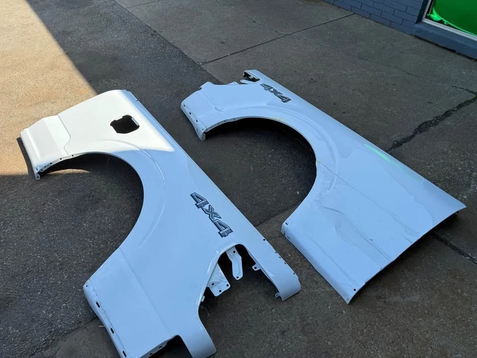 Ford F150 2024 recambios laterales cama  Foto 1 de 4