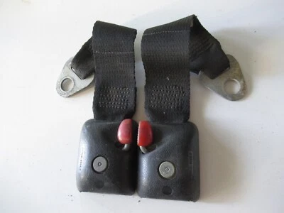 Receptores de cinturón de seguridad Porsche 914 Foto 1 de 4