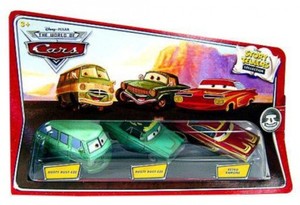 Story Tellers Dusty Rust-Eze, Rusty Rust-Eze & Retro Ramone Diecast Car 3-Pack