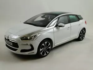 Norev Citroen DS5 pearl white 2011 1/18 181615 - Foto 1 di 3