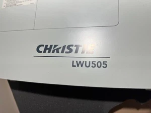 CHRISTIE LWU505 LASER DLP CONFERENCE PROJECTOR 1080P TESTED - Picture 1 of 6