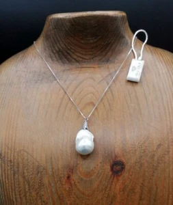 COLLANA IN ORO BIANCO 18 KT TIT 750 CON PERLA SCARAMAZZA AUSTRALIANA NATURALE - Foto 1 di 4