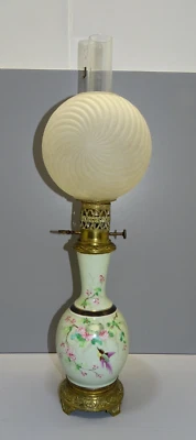 -BELLE ANCIENNE LAMPE A PETROLE NAPOLEON III NIII PORCELAINE Peinte GLOBE    D - Photo 1/4