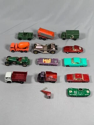 Лот 13 винтажных автомобилей Lesney - Изображение 1 из 4