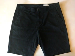 Volcom Shorts Men's 38 Black Chino Flat Front Casual Summer Travel Beach - Picture 1 of 8