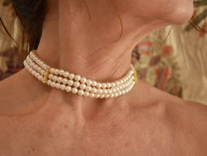 Vintage Carolee Faux 3 Strang Perlen Halsband Halskette Strass Akzente 13,5-16,25" L - Bild 1 von 19